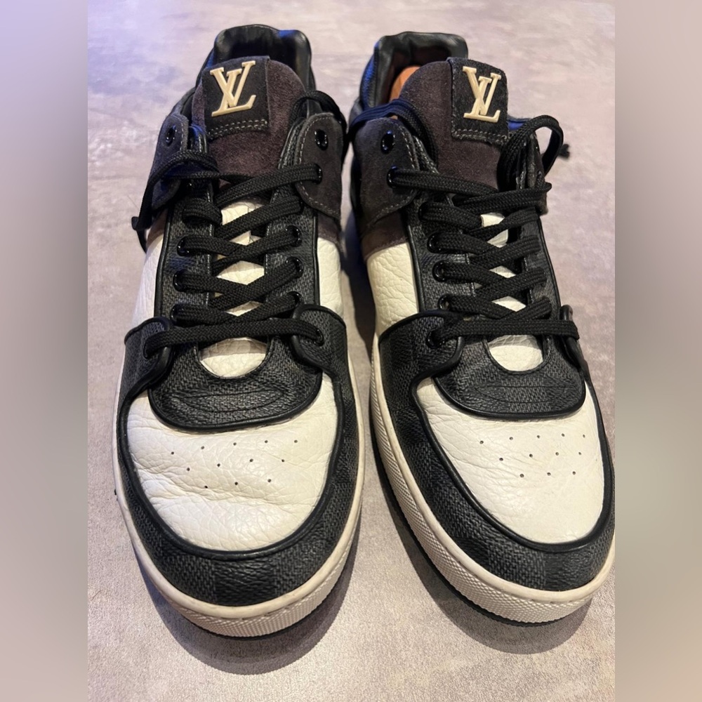 Louis Vuitton Men’s Damier Graphite canvas and calf leather mid top sneaker